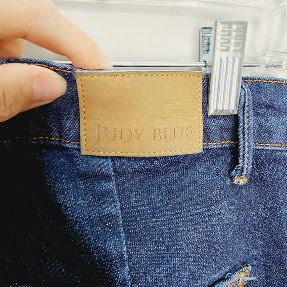 Judy Blue Dark Blue Curvy Darling High Rise Front Seam & Dart Wide Leg Jeans 16W - Picture 11 of 13